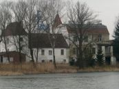 09
